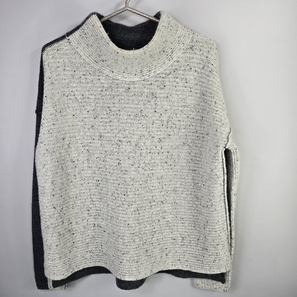 Paychi Guh Sz S/M Cashmere Crochet Knit Pullover Sweater Gray Quiet Luxury Soft